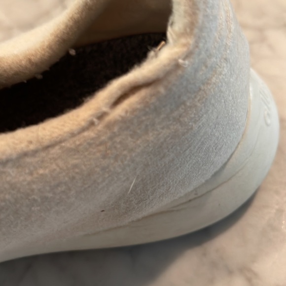All White Allbird Men’s 11 Wool Runners - Picture 14 of 14